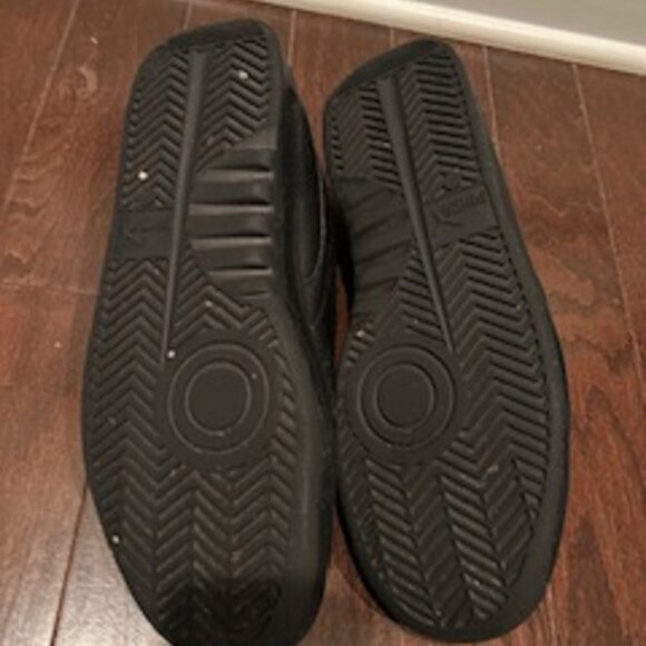 Men's Sneakers Tennis Shoes Puma Black 10.5M Lace Up - Picture 5 of 5